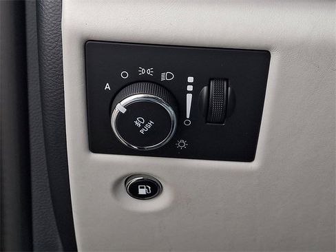 Used 2018 Jeep Grand Cherokee Summit image 28