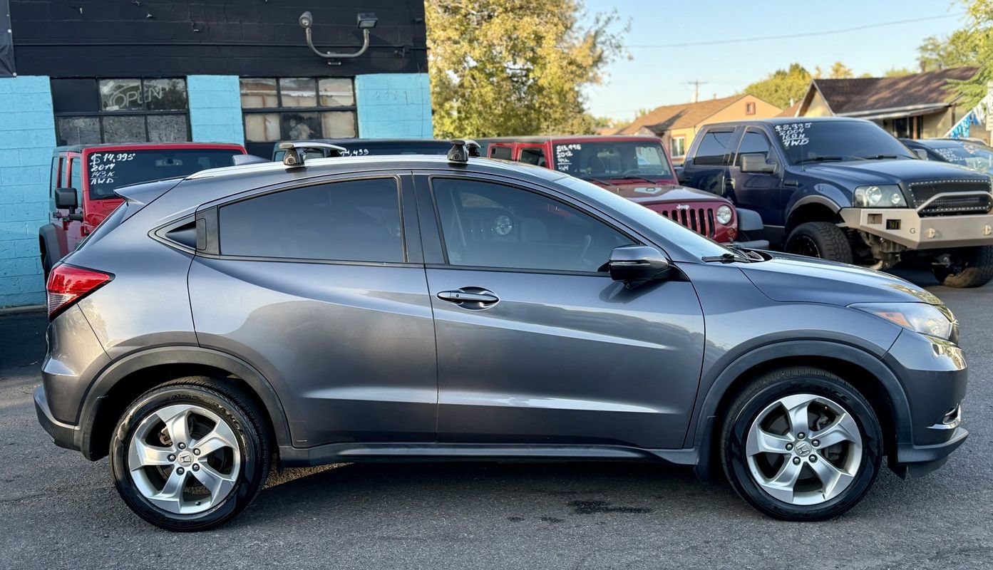 Used 2016 Honda HR-V EX-L image 2