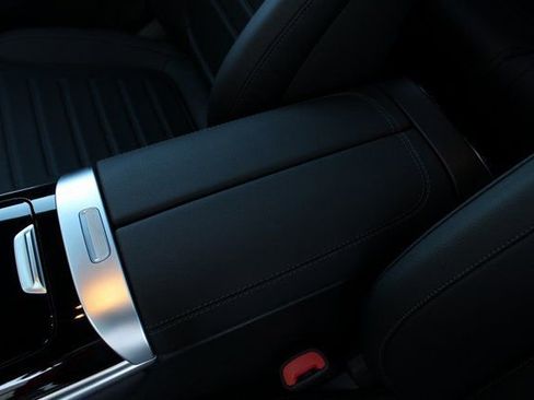 New 2025 Mercedes-Benz GLC 300 4MATIC image 25