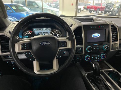 Used 2019 Ford F150 Lariat w/ Equipment Group 502A Luxury image 36