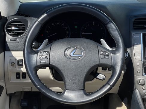 Used 2010 Lexus IS 250C RWD image 23