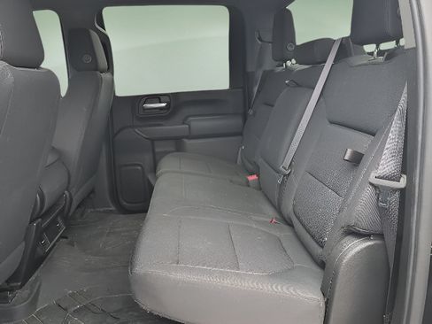 Used 2021 Chevrolet Silverado 2500 Custom w/ Custom Value Package AWD/4WD image 18