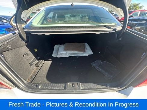 Used 2005 Mercedes-Benz E 500 4MATIC Sedan image 21