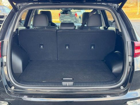 Used 2022 Kia Sportage EX image 5