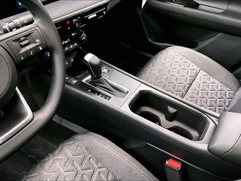 New 2026 Nissan Kicks SV image 9