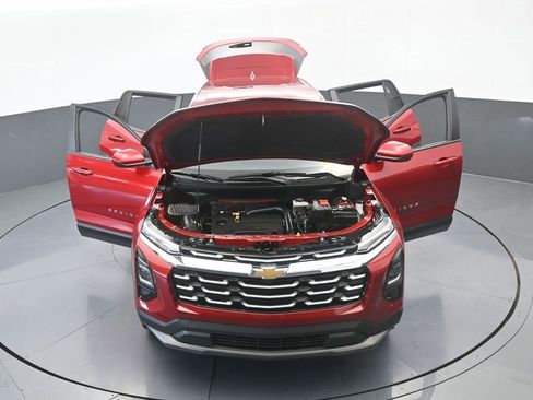 Used 2025 Chevrolet Equinox LT image 70