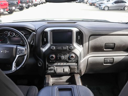 Used 2021 Chevrolet Silverado 1500 LT Trail Boss w/ Bed Protection Package AWD/4WD image 12
