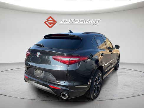 Used 2020 Alfa Romeo Stelvio Ti Sport AWD/4WD image 4