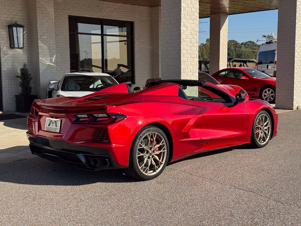 Used 2024 Chevrolet Corvette Stingray Preferred Conv w/ 2LT RWD image 27