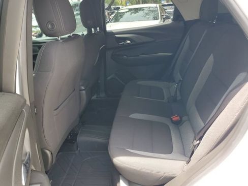 Certified 2023 Chevrolet TrailBlazer LT w/ Convenience Package AWD/4WD image 10