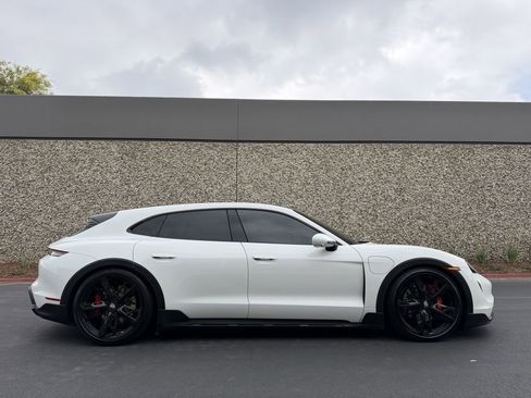 Used 2022 Porsche Taycan 4S AWD/4WD image 5