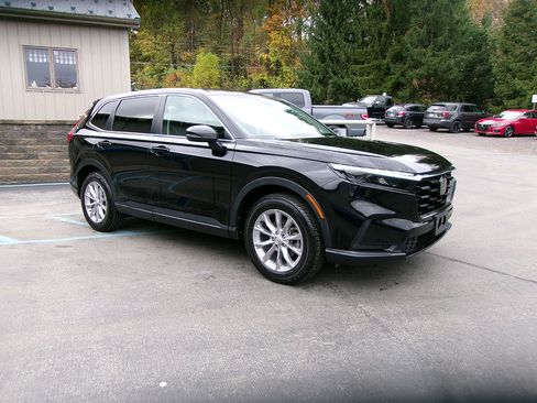 Used 2025 Honda CR-V EX image 2