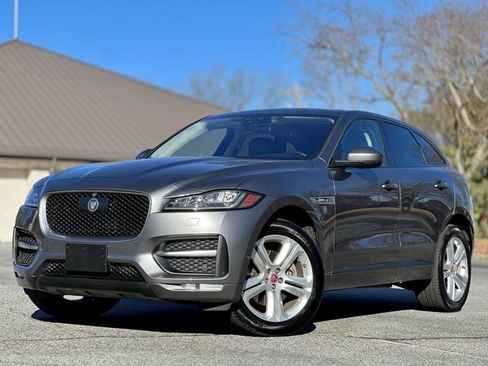 Used 2017 Jaguar F-PACE R-Sport image 1