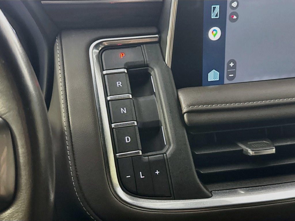 Used 2022 Chevrolet Tahoe LT w/ Luxury Package RWD image 18