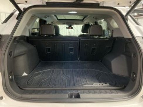 Used 2022 GMC Terrain AT4 w/ Infotainment Package II AWD/4WD image 26