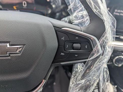 New 2026 Chevrolet Trax ACTIV w/ Sunroof Package FWD image 18