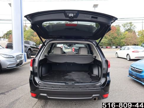 Used 2021 Subaru Forester Limited image 27