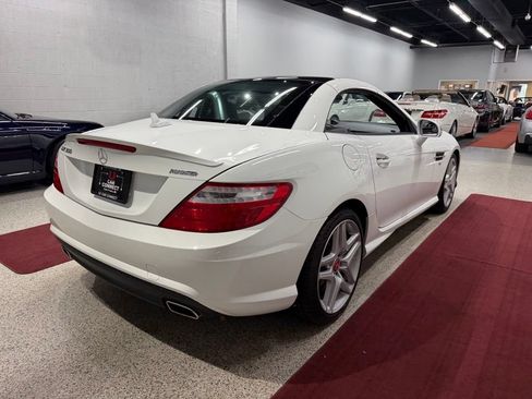 Used 2016 Mercedes-Benz SLK 350 image 53