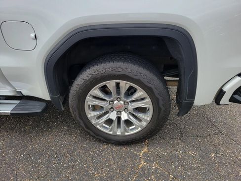 Used 2024 GMC Sierra 1500 Denali w/ Technology Package image 9