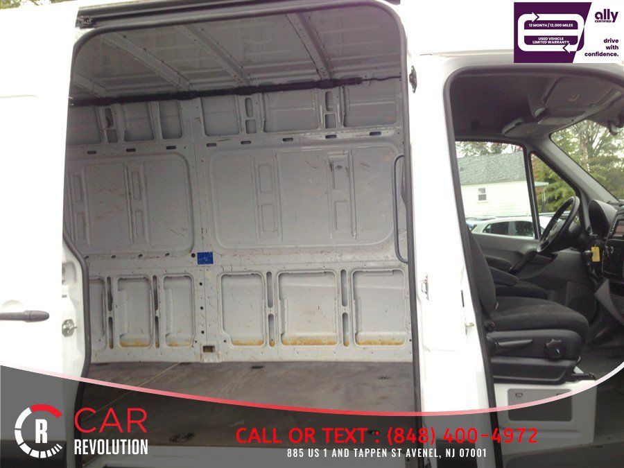 Used 2018 Mercedes-Benz Sprinter 2500 image 39