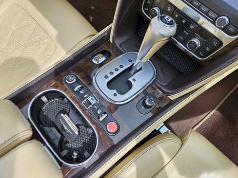 Used 2013 Bentley Continental GT AWD/4WD image 24