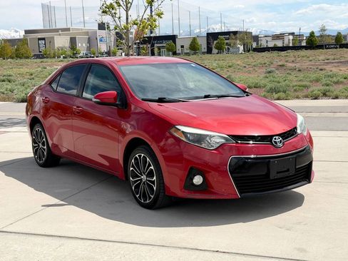 Used 2015 Toyota Corolla S FWD image 3