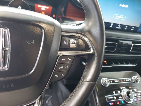 Used 2023 Lincoln Nautilus Reserve AWD/4WD image 26