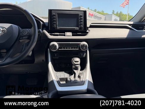 Used 2021 Toyota RAV4 LE AWD/4WD image 34