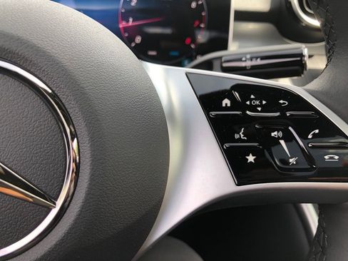 New 2025 Mercedes-Benz C 300 4MATIC Sedan image 23