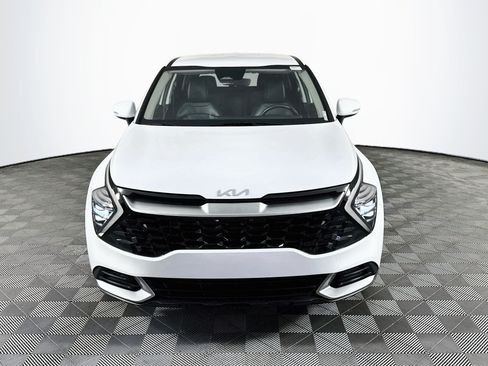 Used 2025 Kia Sportage EX FWD image 2