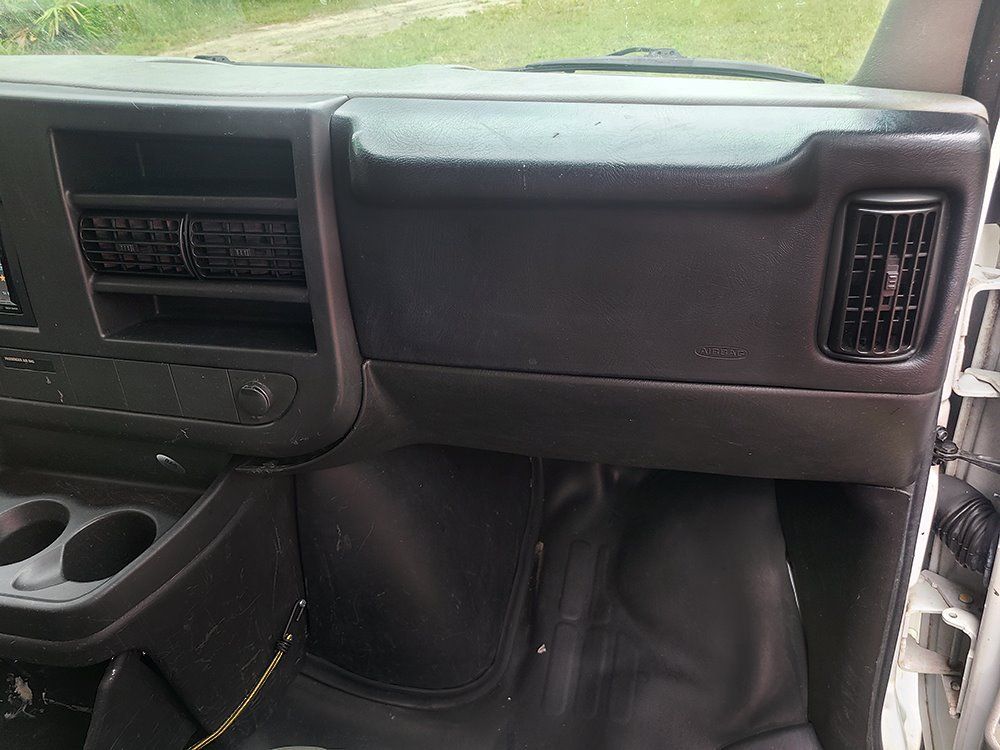 Used 2014 Chevrolet Express 1500 RWD image 19