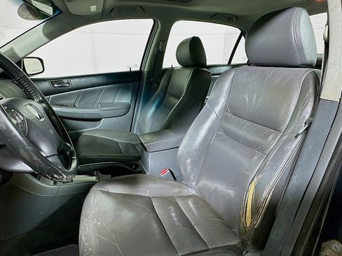 Used 2004 Honda Accord EX image 11