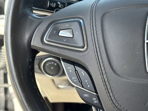 Used 2019 Lincoln MKZ Reserve FWD image 41