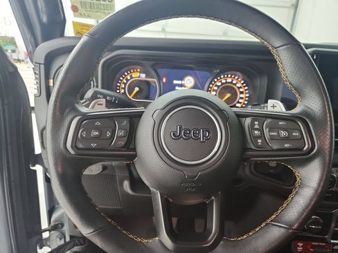 Certified 2024 Jeep Wrangler Unlimited Rubicon 392 AWD/4WD image 25