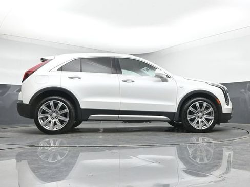 Used 2019 Cadillac XT4 Premium Luxury AWD/4WD image 17