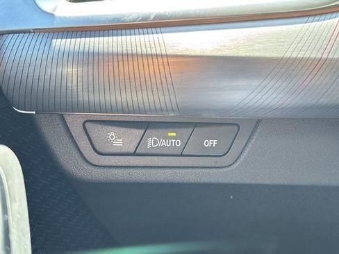 Certified 2025 BMW X2 xDrive28i AWD/4WD image 18