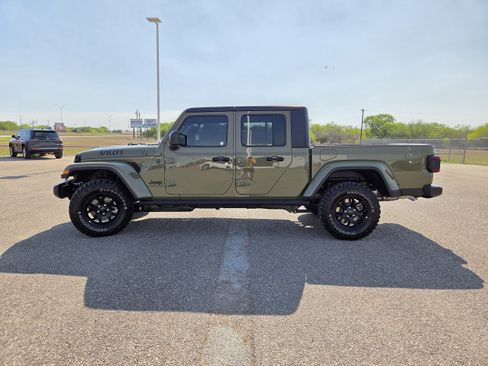 New 2026 Jeep Gladiator Sport AWD/4WD image 4