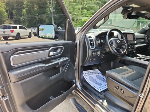 Used 2022 RAM 1500 Big Horn AWD/4WD image 18