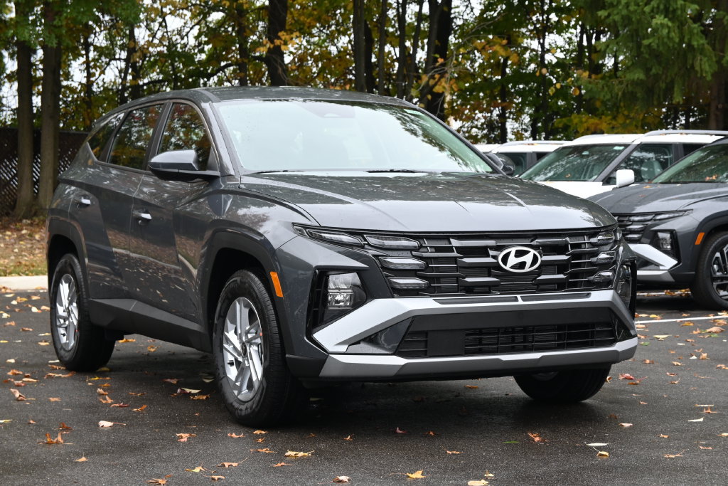 New 2026 Hyundai Tucson SE AWD/4WD image 1