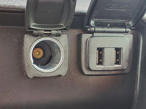 Used 2019 GMC Yukon SLT w/ HD Trailering Package image 7