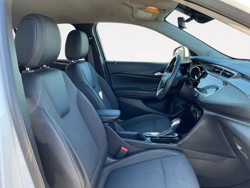 Used 2021 Buick Encore GX Select image 17
