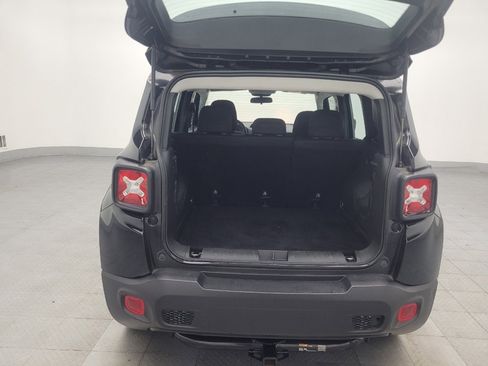 Used 2019 Jeep Renegade Sport image 29