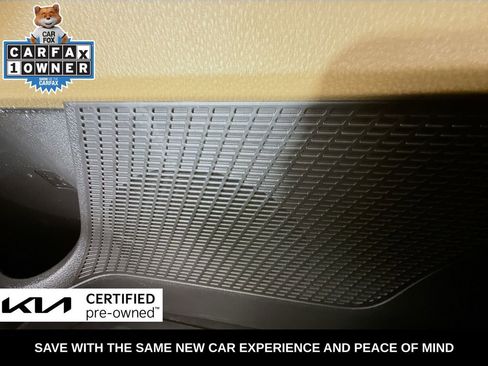 Certified 2024 Kia Carnival LX FWD image 29