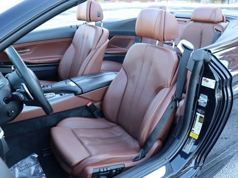 Used 2013 BMW 650i xDrive Convertible image 12