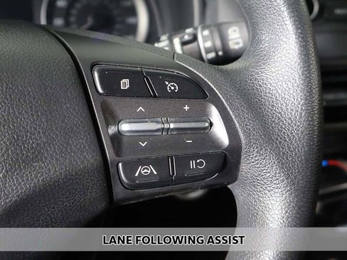 Used 2022 Hyundai Kona SEL AWD/4WD image 3