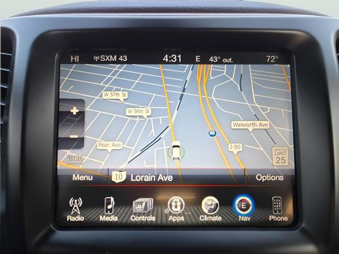 Used 2016 Jeep Cherokee Limited image 34