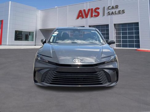 Used 2025 Toyota Camry LE FWD image 10