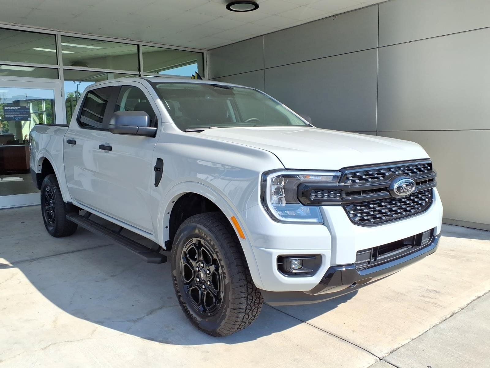 New 2026 Ford Ranger XLT w/ Black Appearance Package AWD/4WD image 1