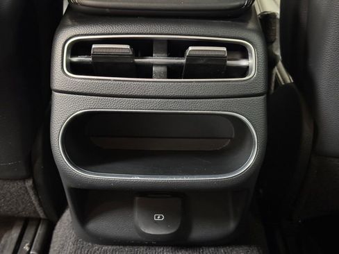 Used 2025 Genesis GV70 2.5T image 17