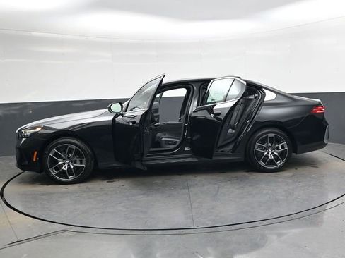 New 2026 BMW 530i xDrive w/ Premium Package AWD/4WD image 35